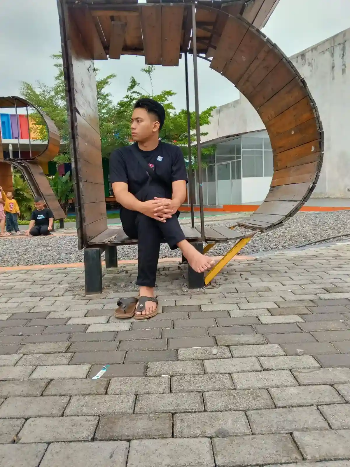 Risqi Tunggal Putra - Web Developer Semarang
